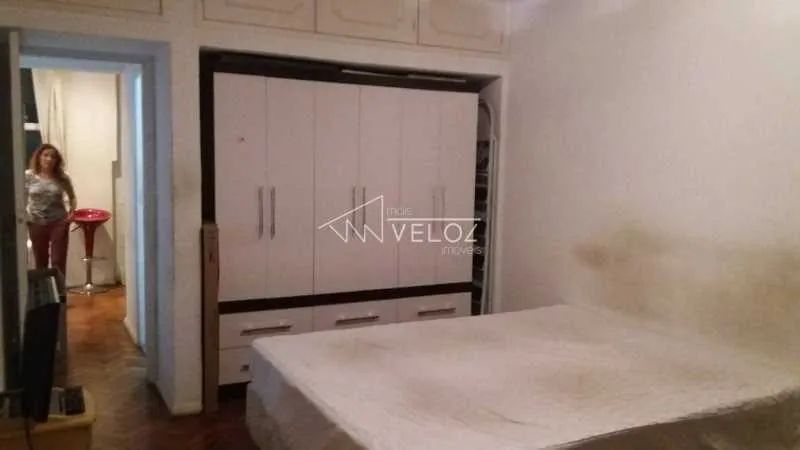Kitnet/Conjugado : / Residencial / Centro