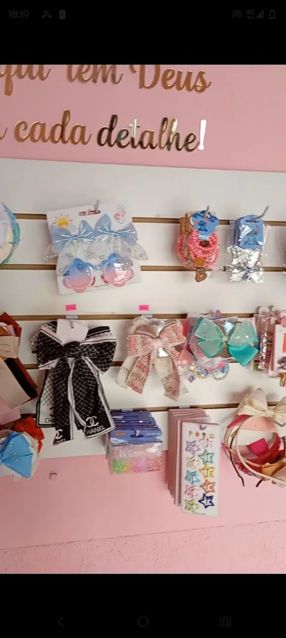 Móveis e produtos pra loja de maquiagem e acessórios. - Foto 5
