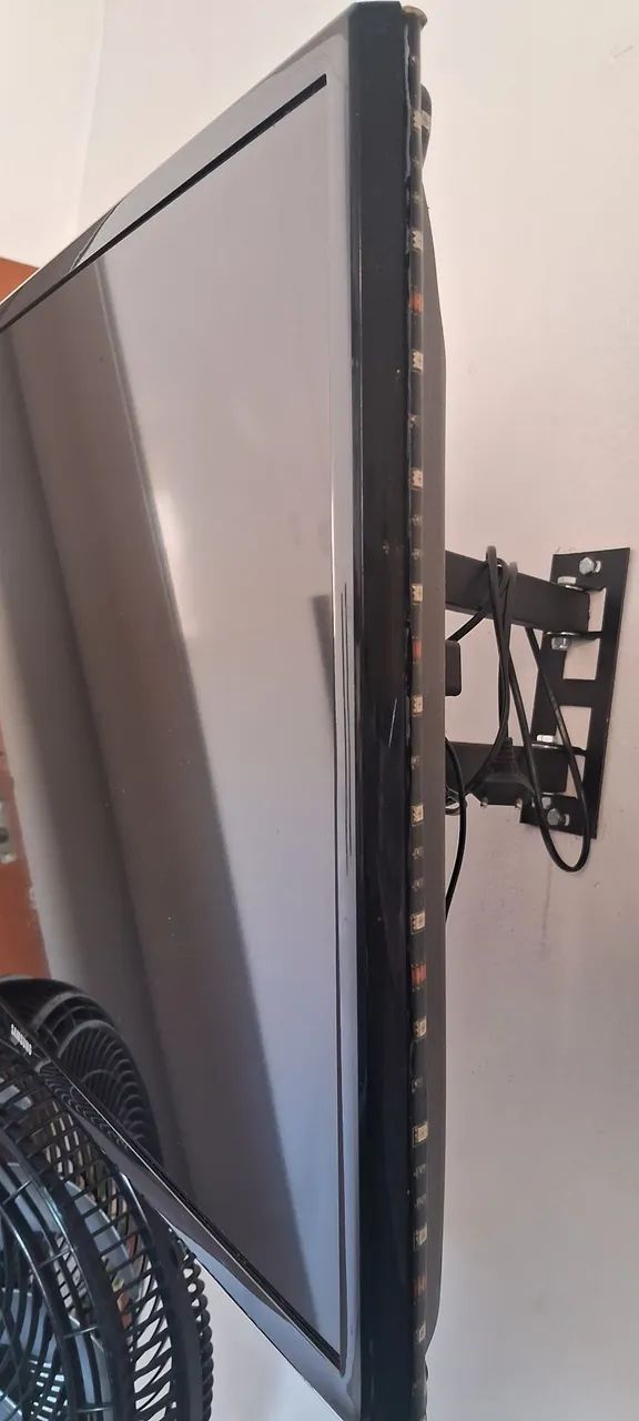 Tv Sansumg 32pl usada - Foto 4