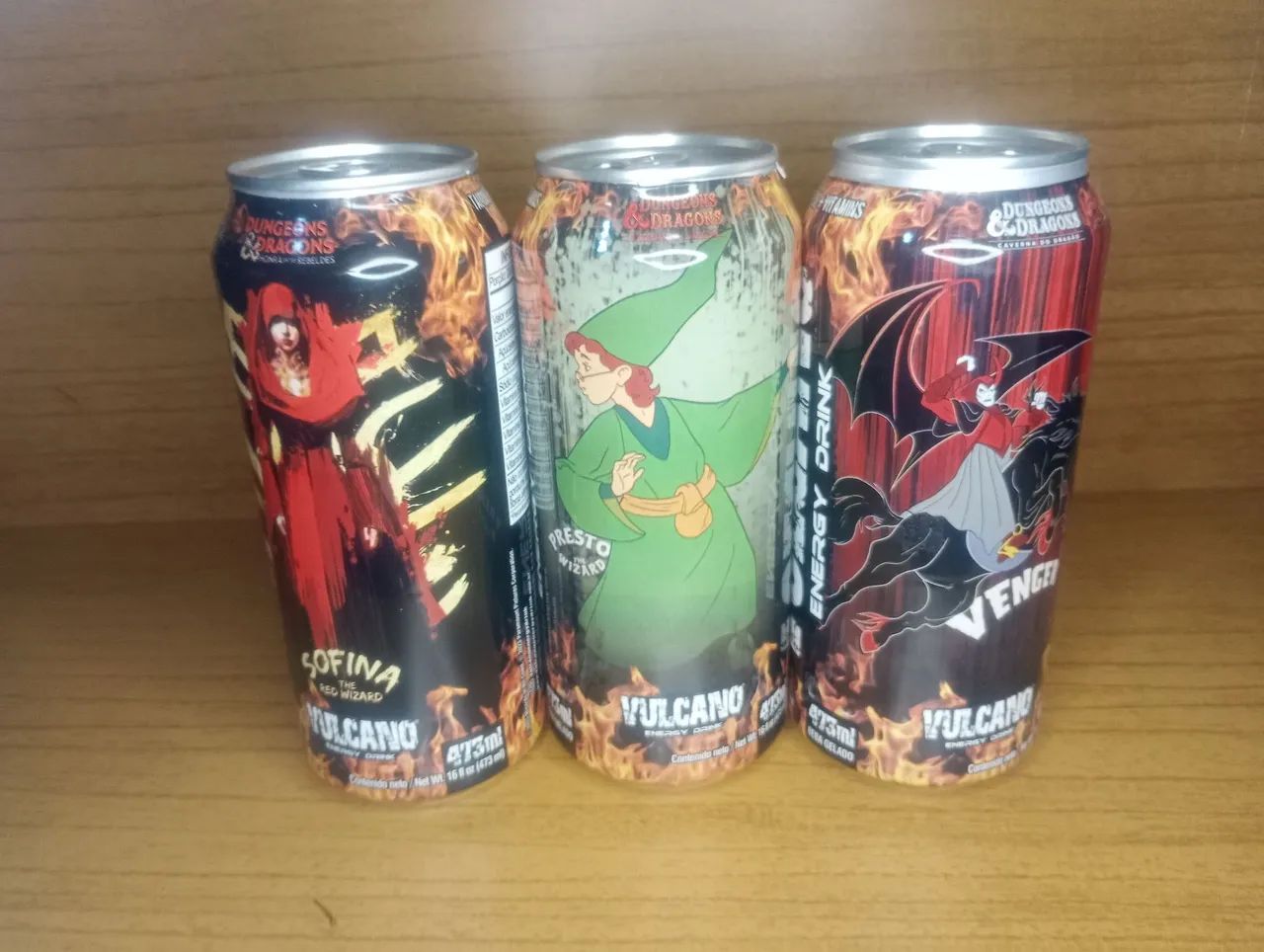 Latas da Caverna do Dragão 