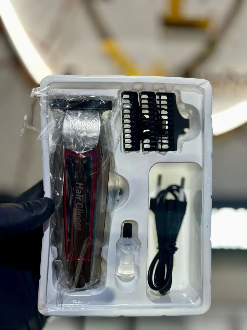 Máquina de acabamento e corte kemei  - Foto 5