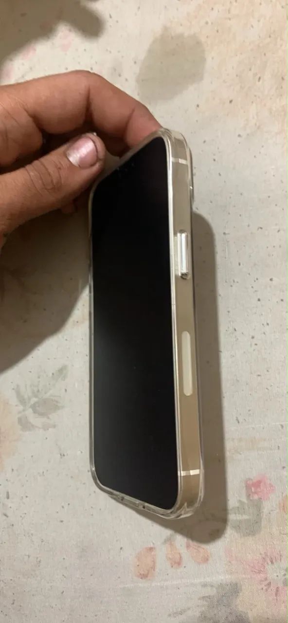 iPhone 14 - Foto 4