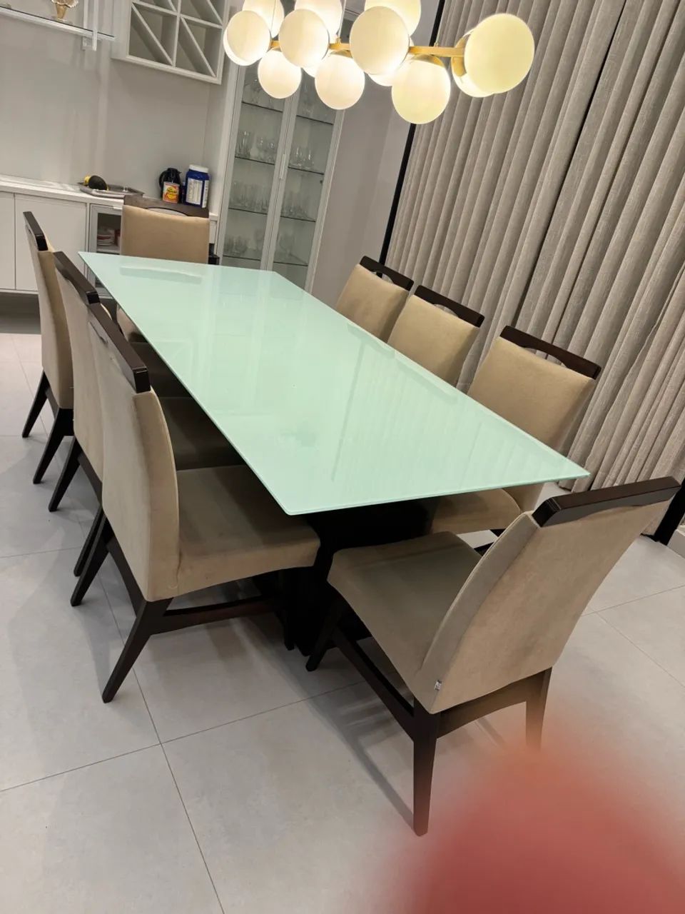 Mesa em excelente estado com 8 cadeiras  - Foto 3