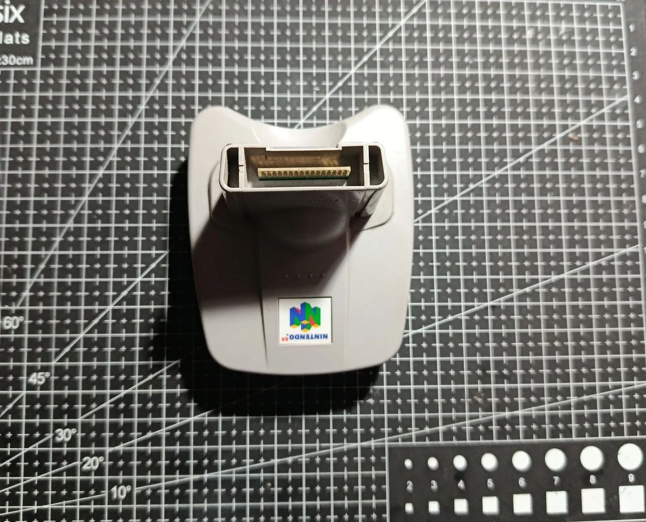 Nintendo 64 Transfer Pak.