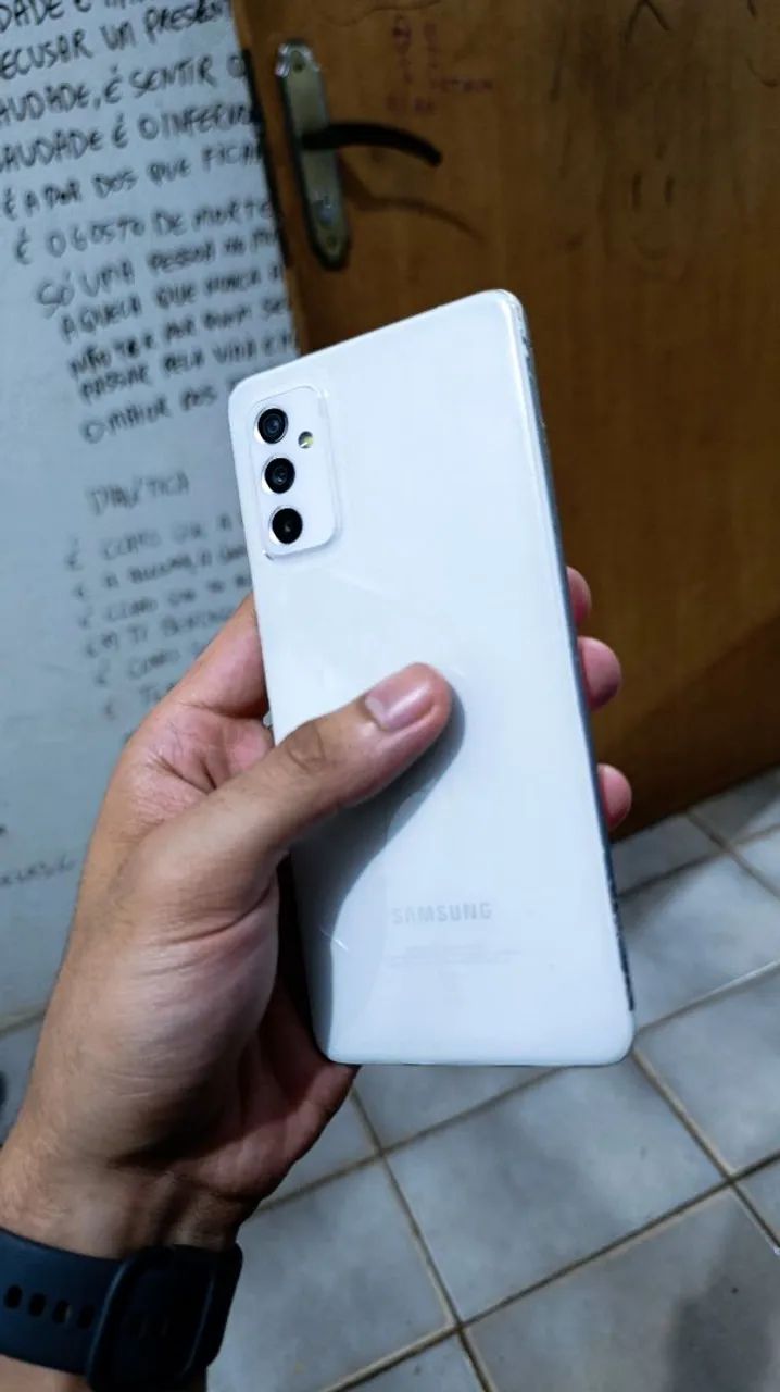 Samsung M52 5G com caixa (linhas na tela) - Foto 2