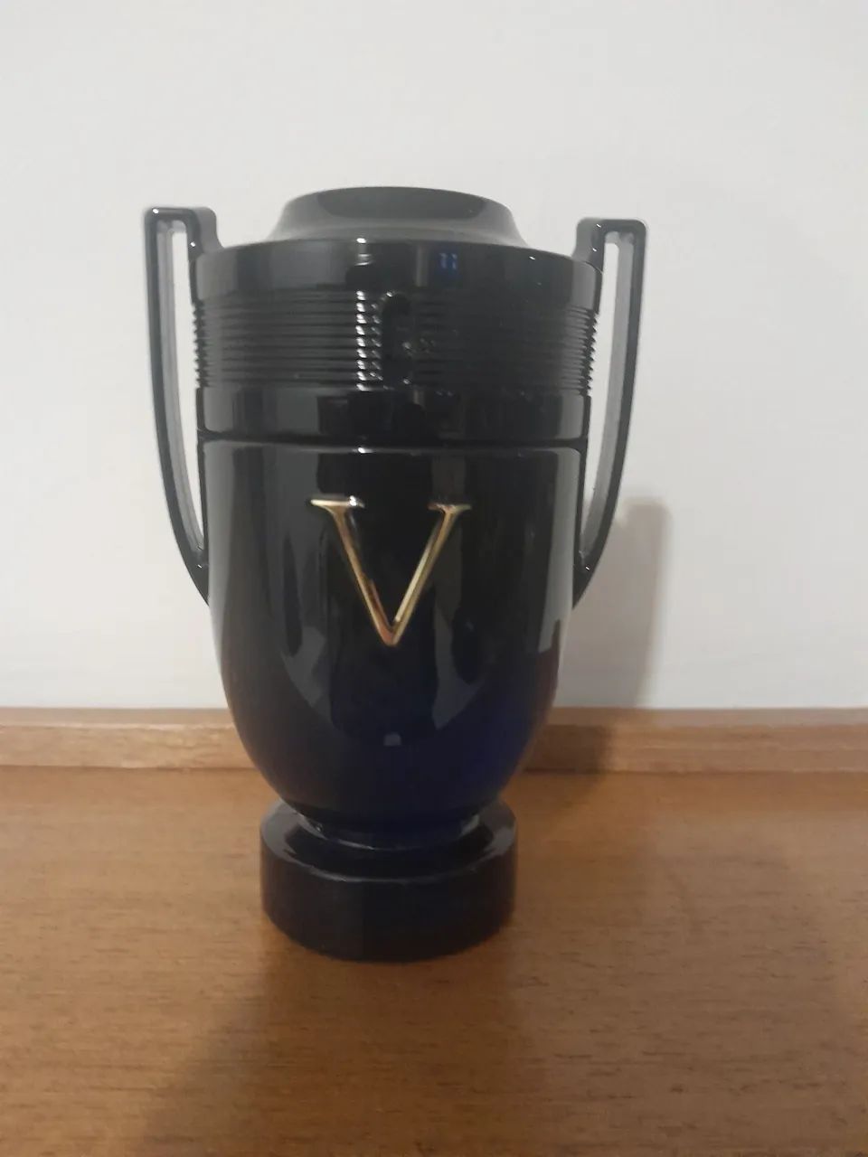 Perfume Rabanne INVICTUS elixir original - 100ml Excelente Estado -Frasco com alto volume 