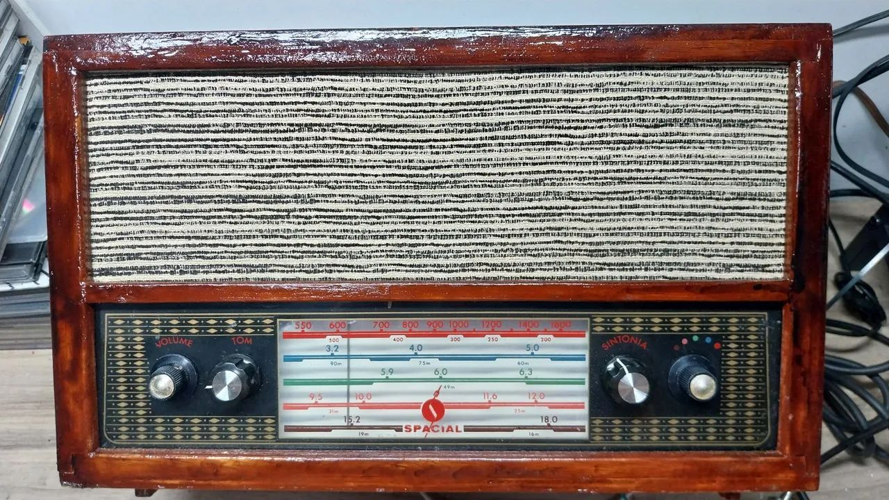 Radio antigo Spacial 5 faixas 