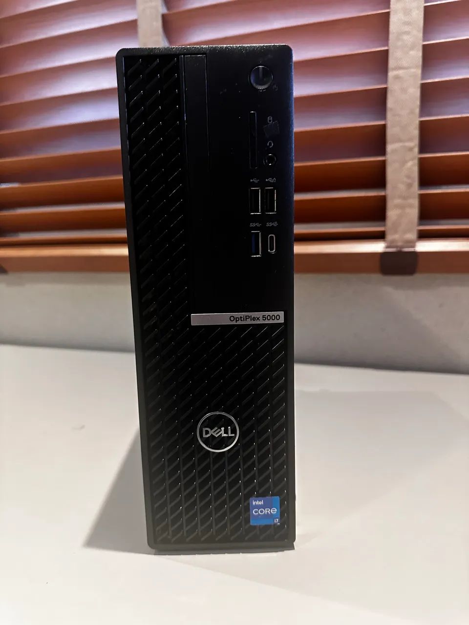 Dell Optiplex 5000 SFF  - Foto 3