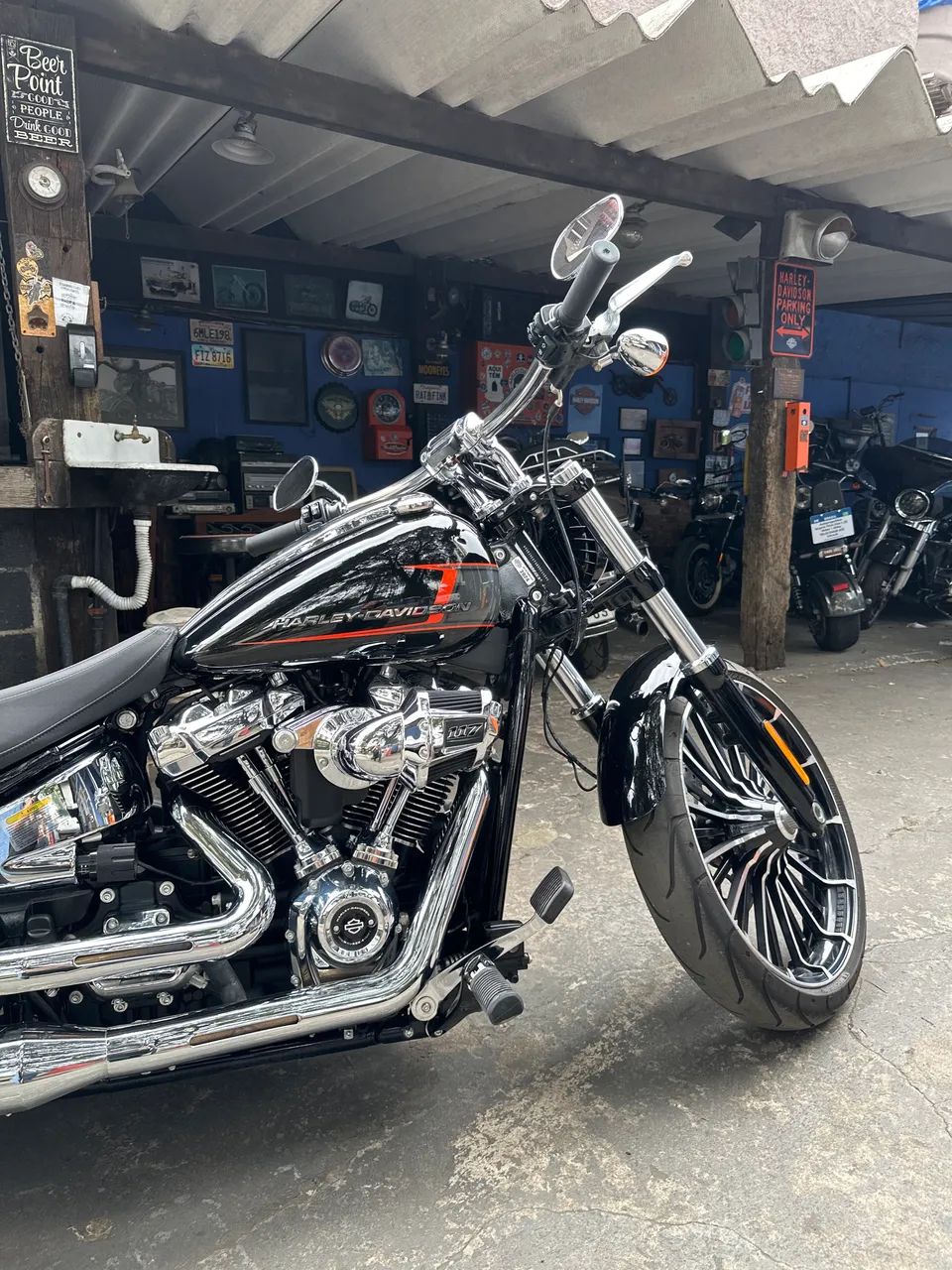 Harley Davidson Breakout 117 - Foto 2