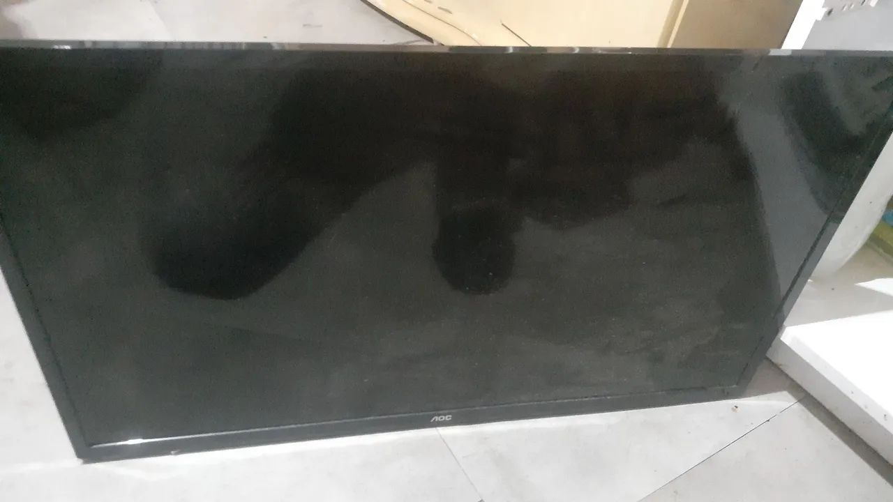 TV p/ retirada de peças...Philips 47" polegadas e AOC 32" polegadas.  2 TVs. - Foto 3