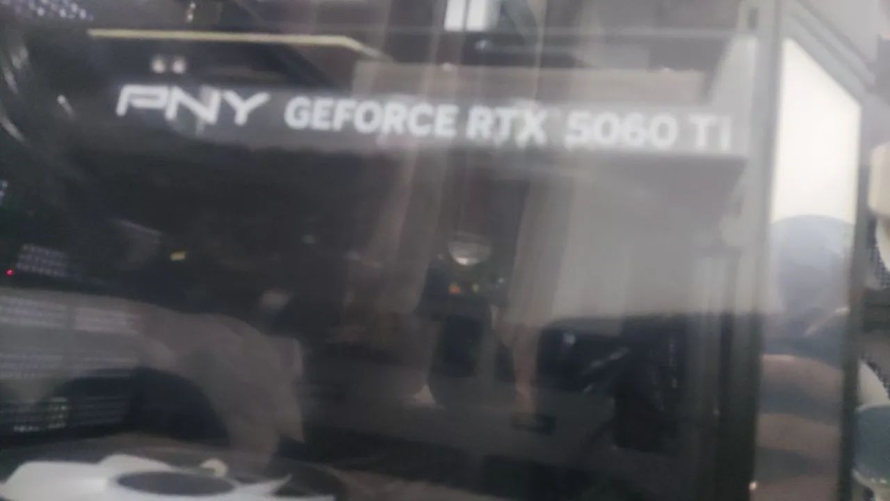 Rtx 5060 TI 8GB - Foto 4