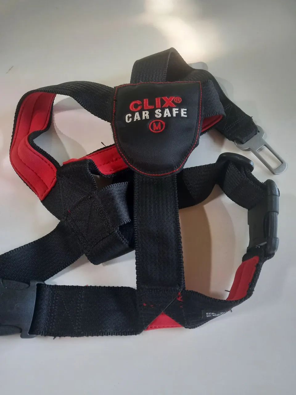 Cinto de segurança e guia car safe.para cães. 