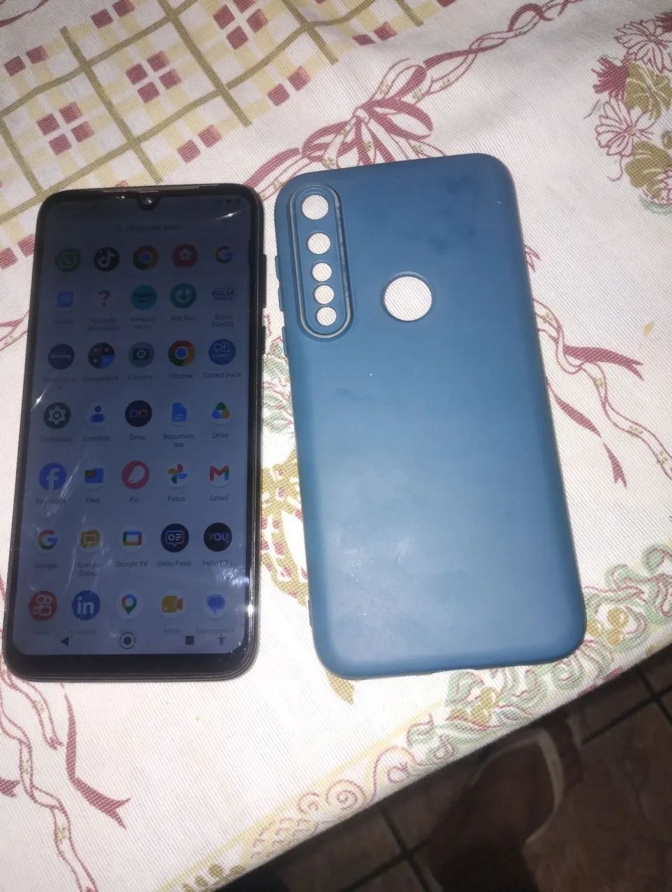 Vendo moto g8 plus 64 gb
