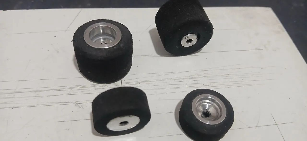 Autorama estrela jogo de pneus F1 rôsca  - Foto 2