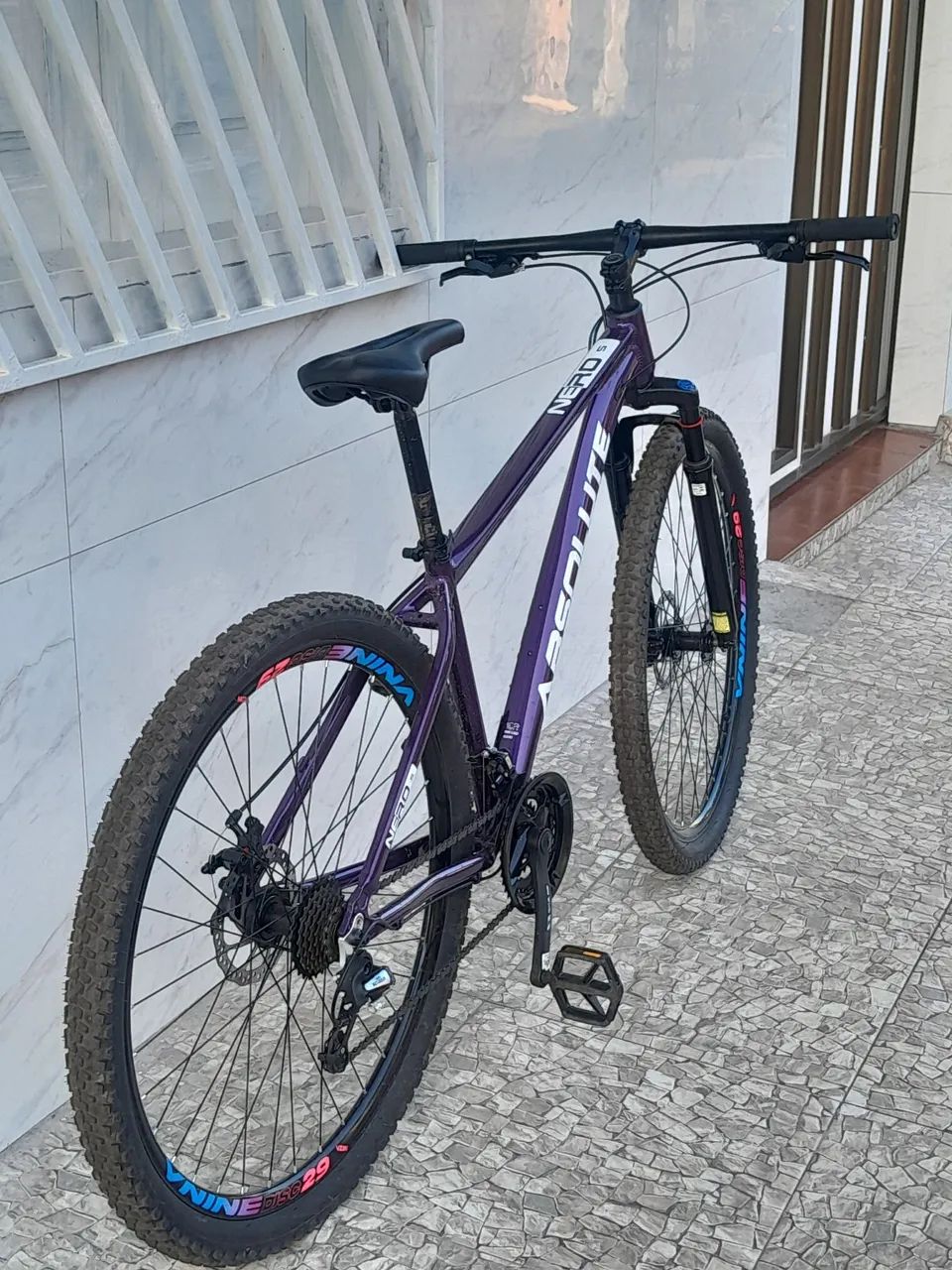BICICLETA ARO 29 VENDO OU TROCO.