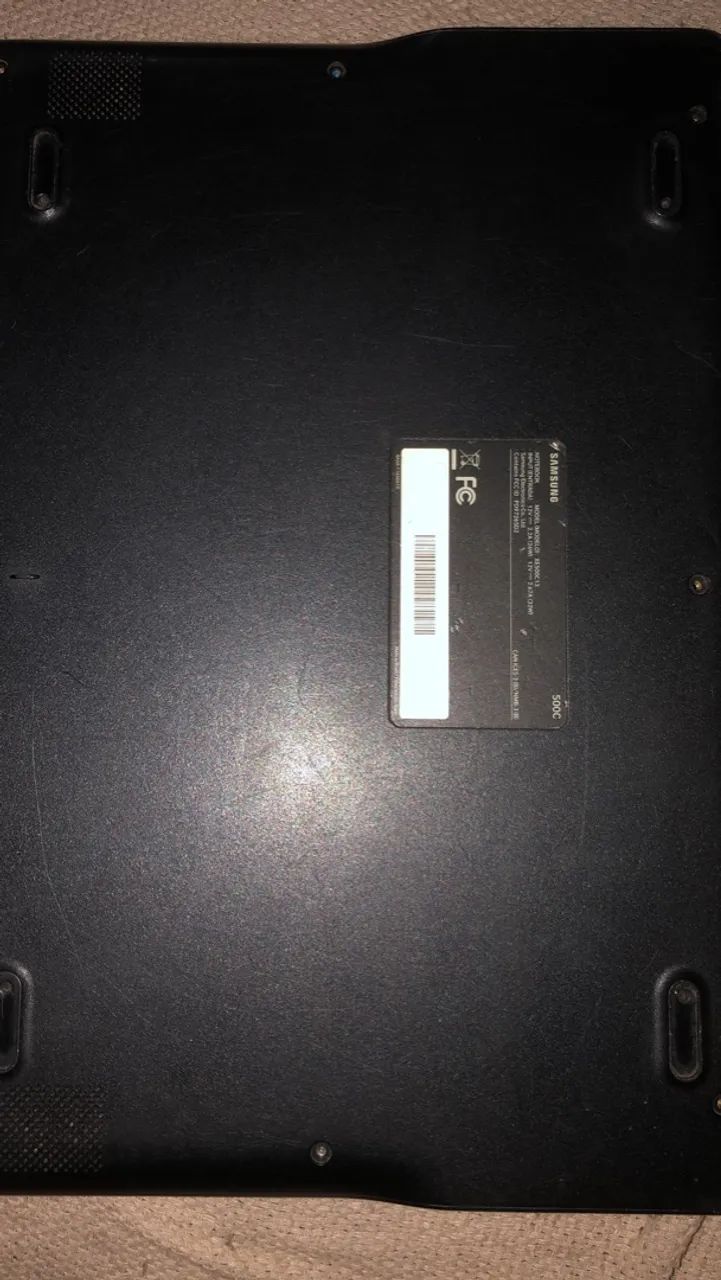 Notebook a venda só a tela q tá ruim  - Foto 2