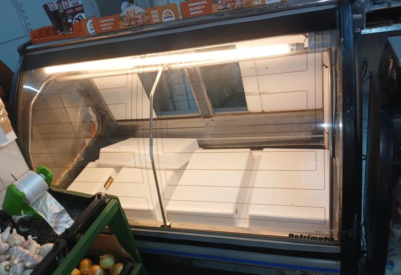 Expositor para açougue Voltagem 220. - Foto 5