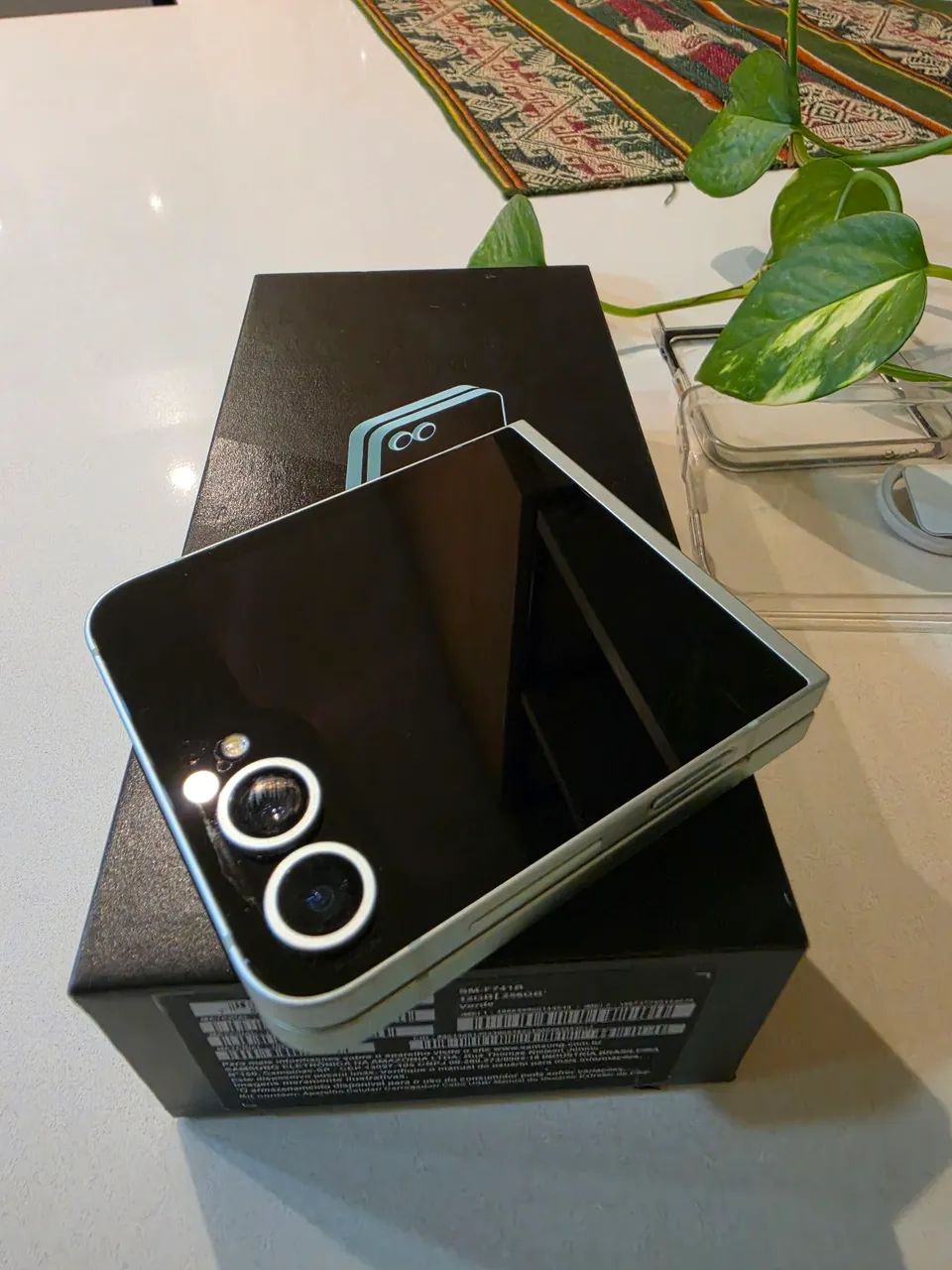 Galaxy Z Flip 6 - Perfeito estado  - Foto 5