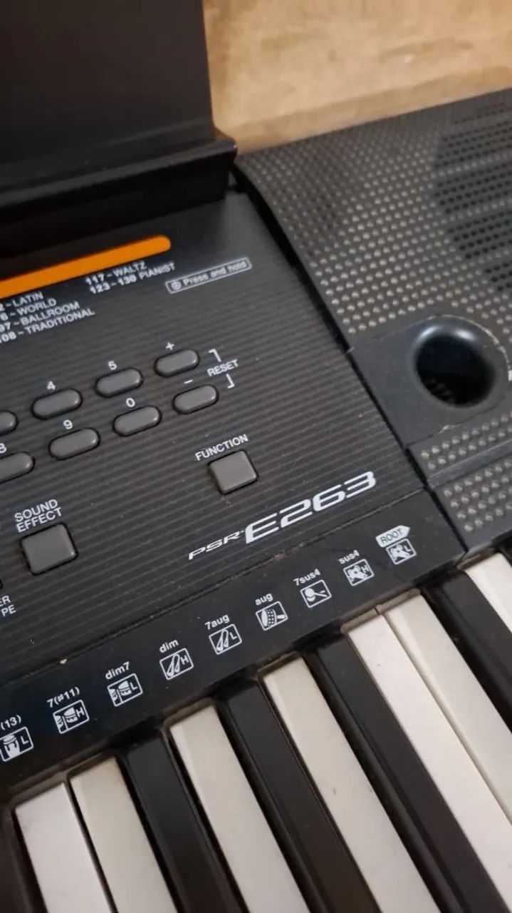 Teclado Yamaha  - Foto 2
