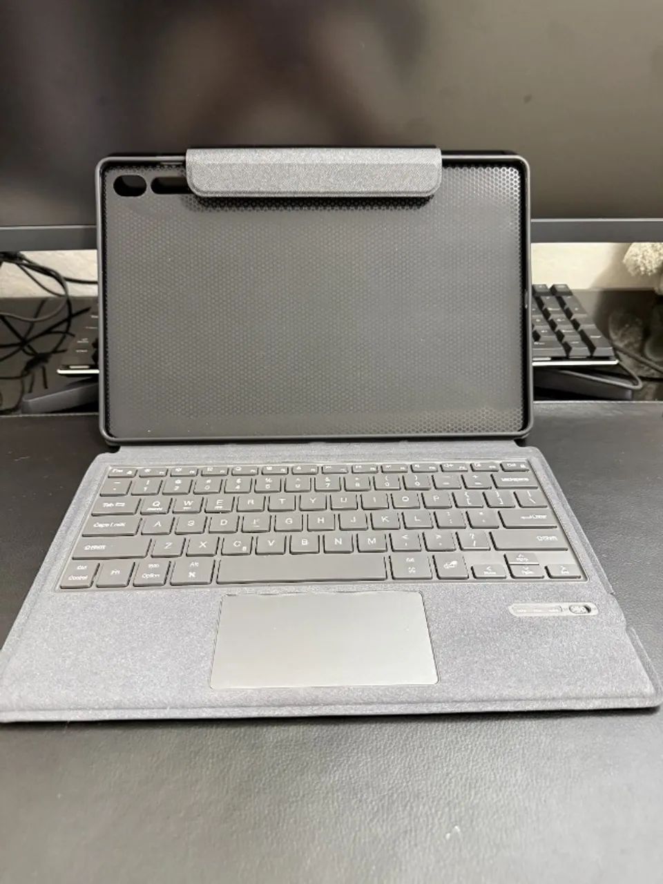 Capa com Teclado Touchpad para Samsung Galaxy Tab S10 FE Plus 13 polegadas - Foto 4