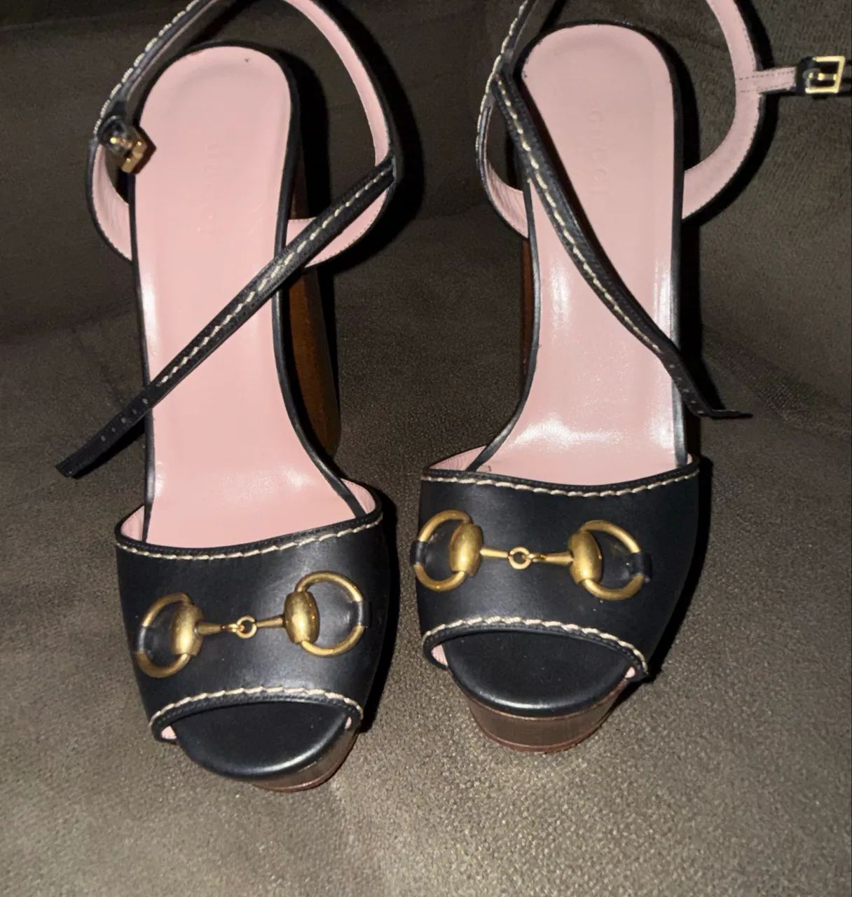 Sandália Gucci horsebit