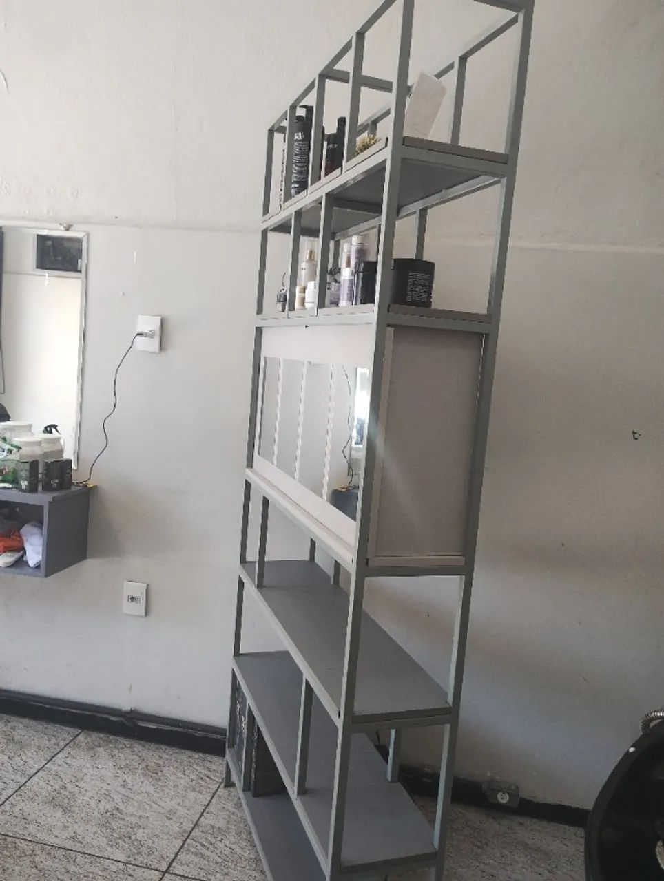Divisória em nichos