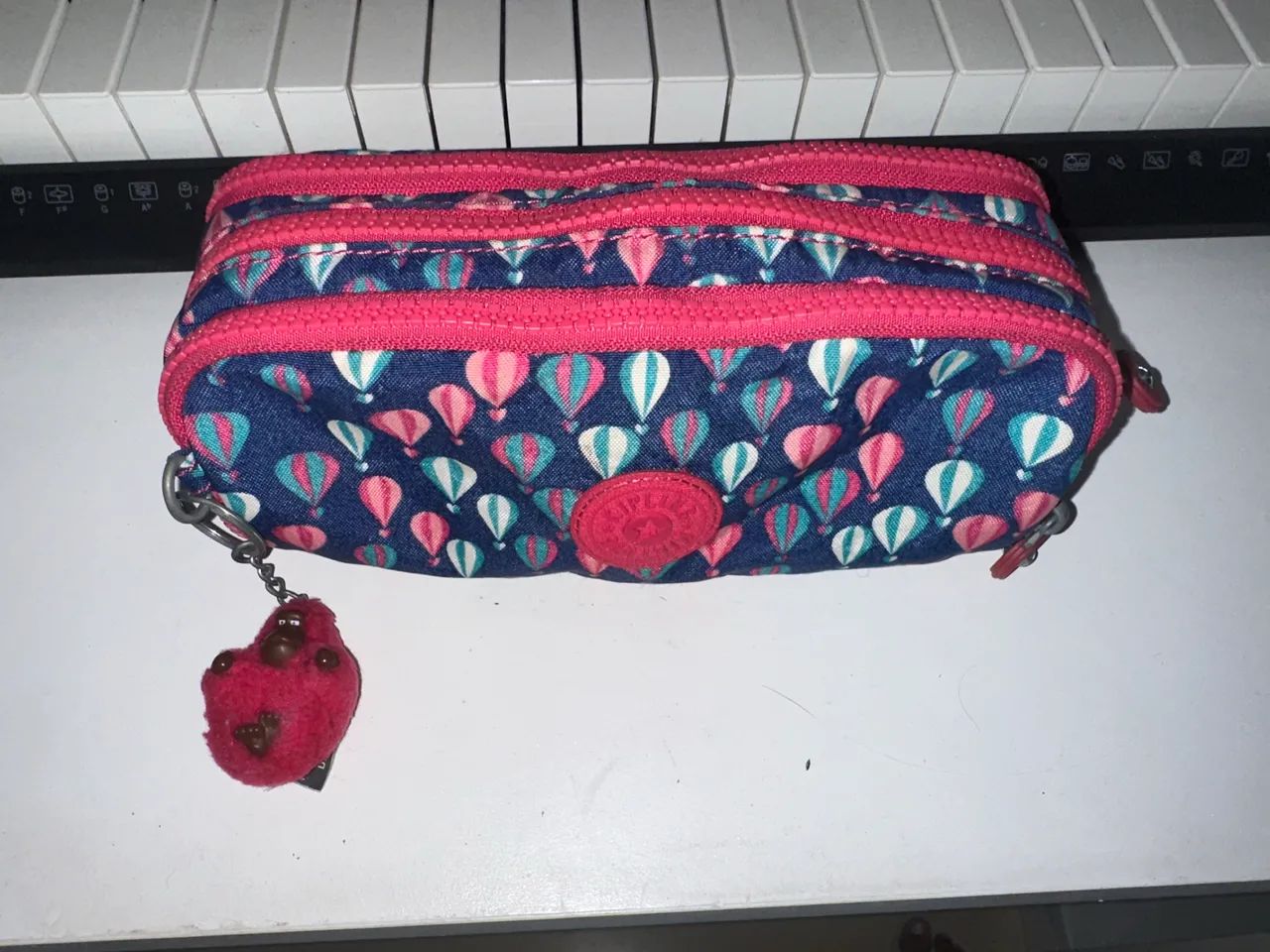 Estojo Kipling de balões 