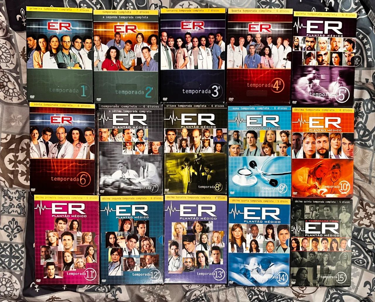 ER - Plantão Médico - Série Completa com Toda os DVDs 
