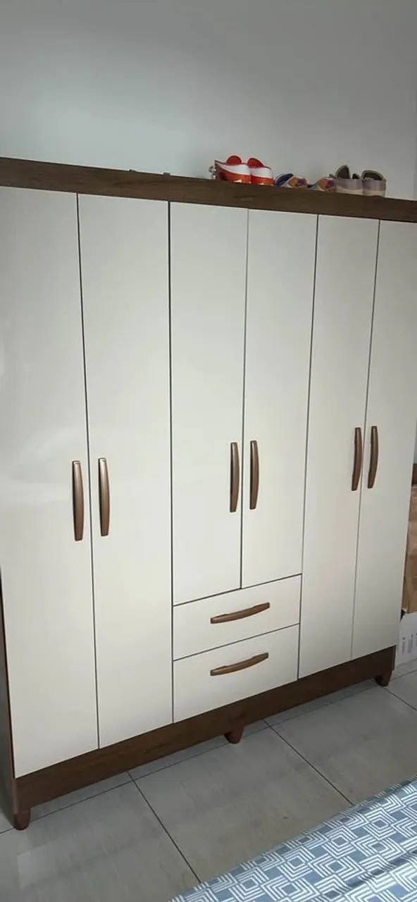 Guarda-Roupas 