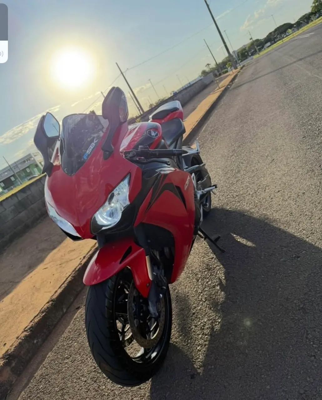 CBR 1000 rr FIREBLADE  - Foto 5