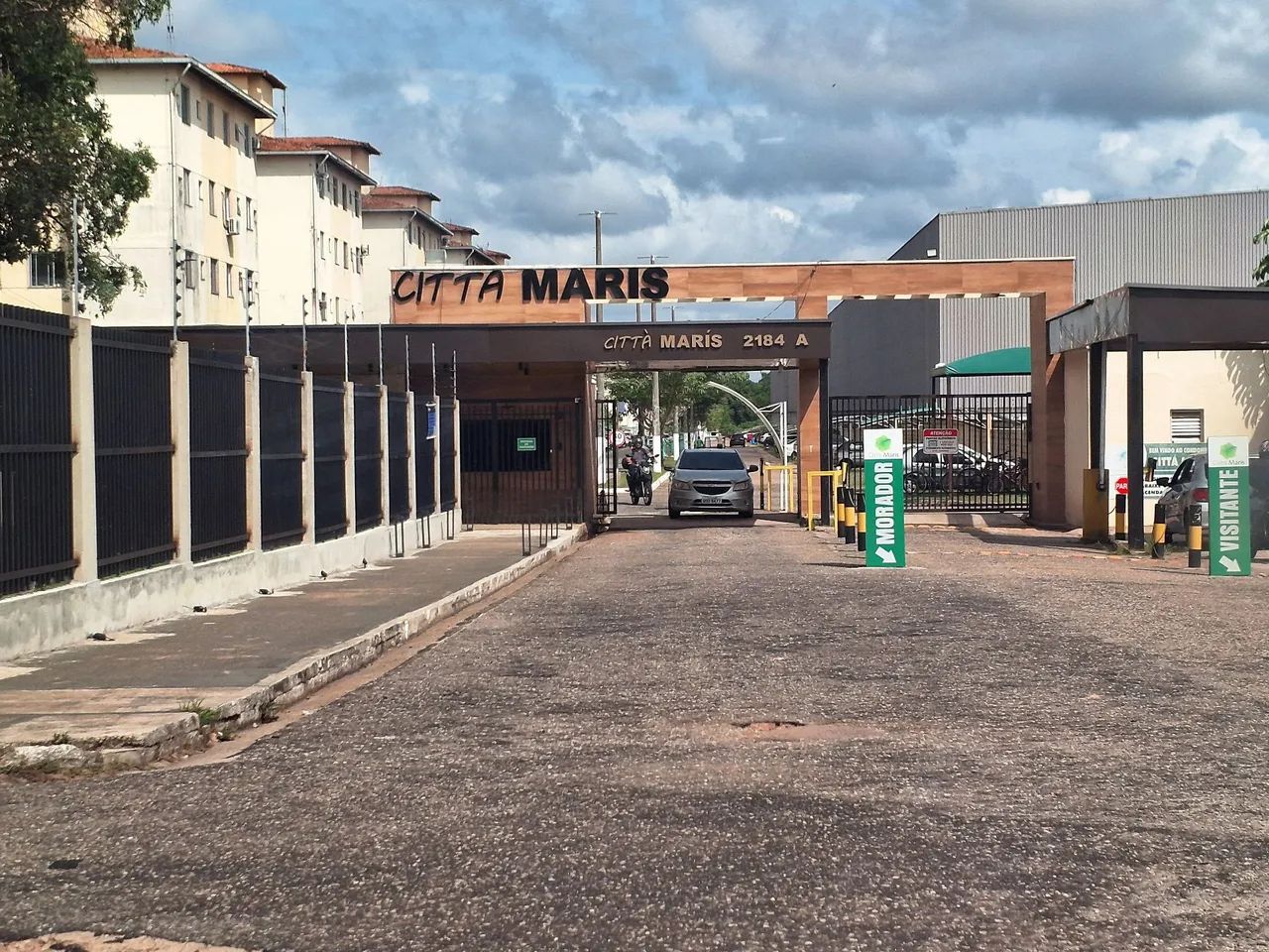 Alugo apartamento térreo 