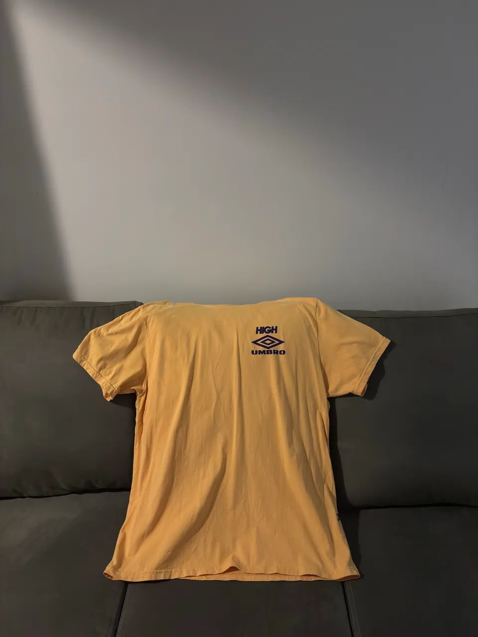 camiseta high company