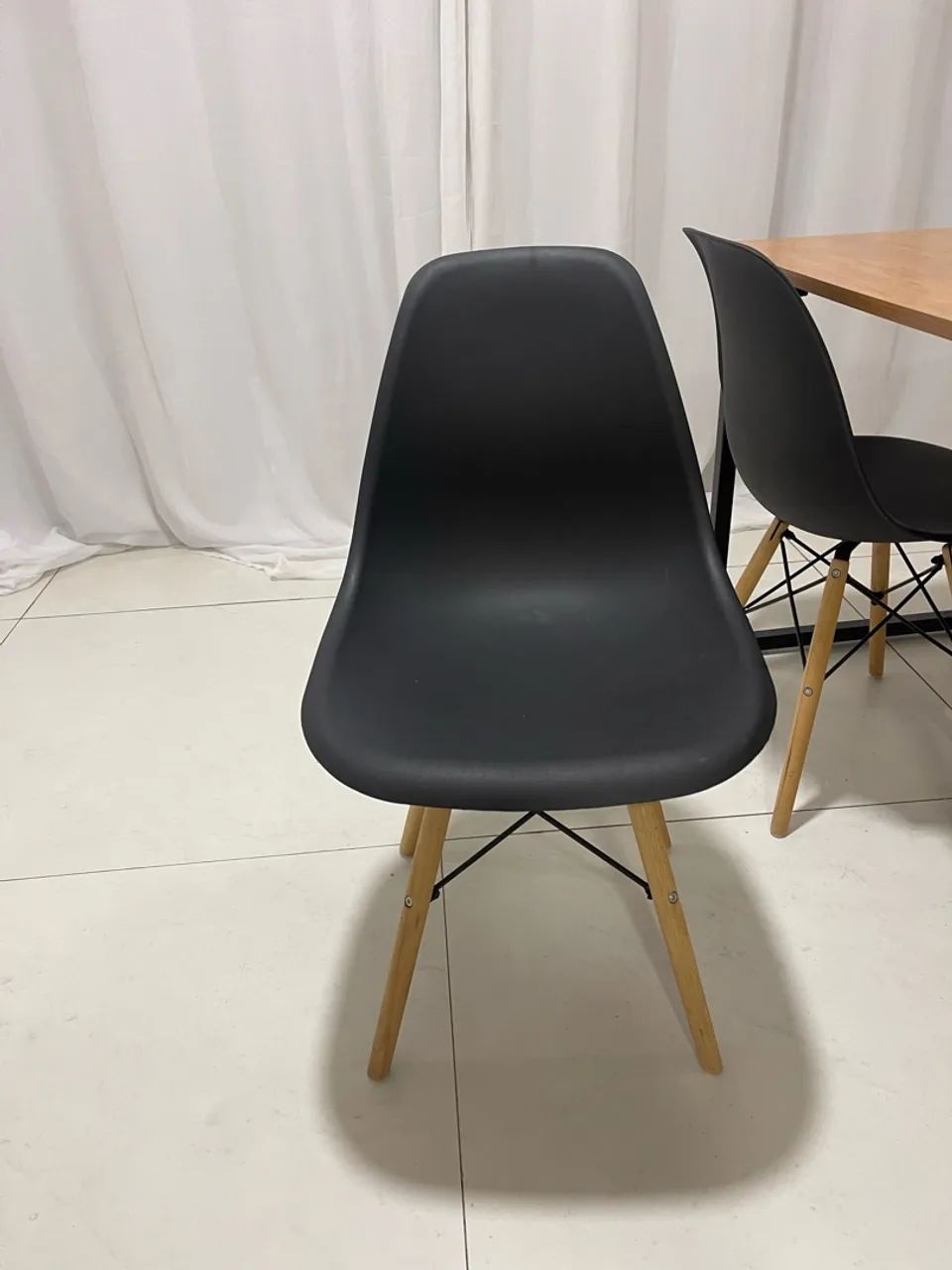 Mesa de Jantar + 4 cadeiras  - Foto 2