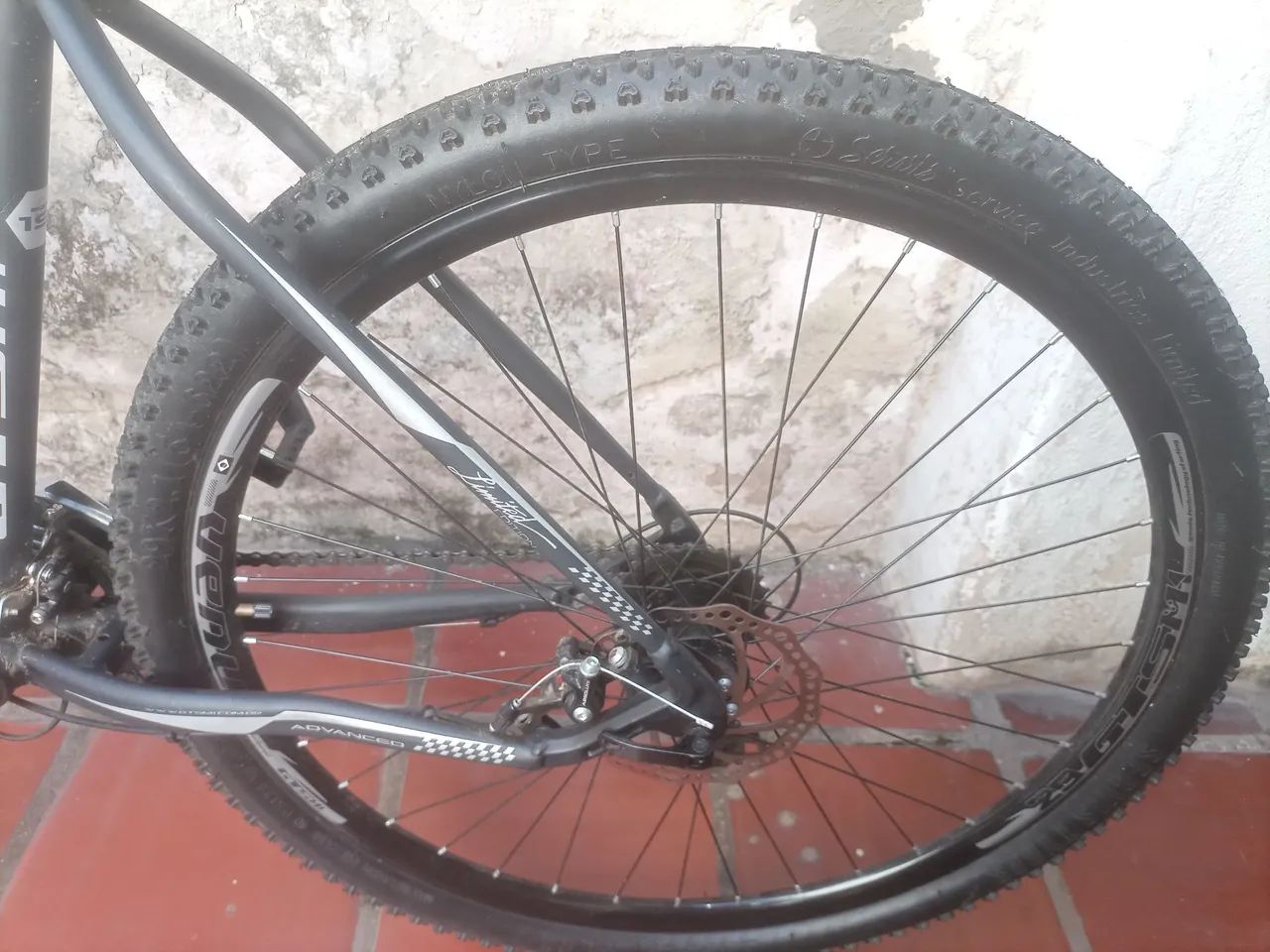 Vendo bicicleta GTSM1 Advanced cor preta aro 29  - Foto 5
