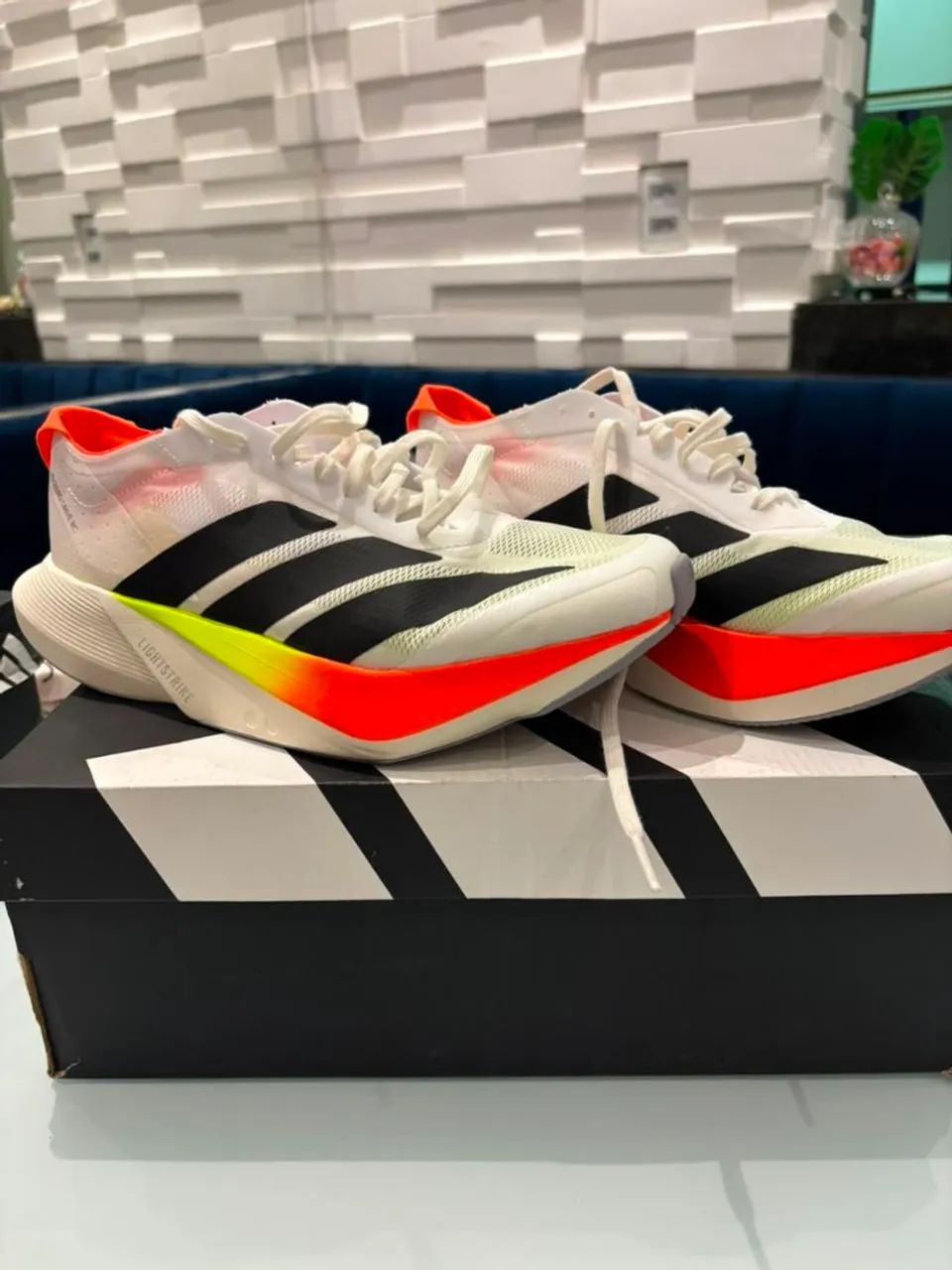 Tênis Adidas drive .