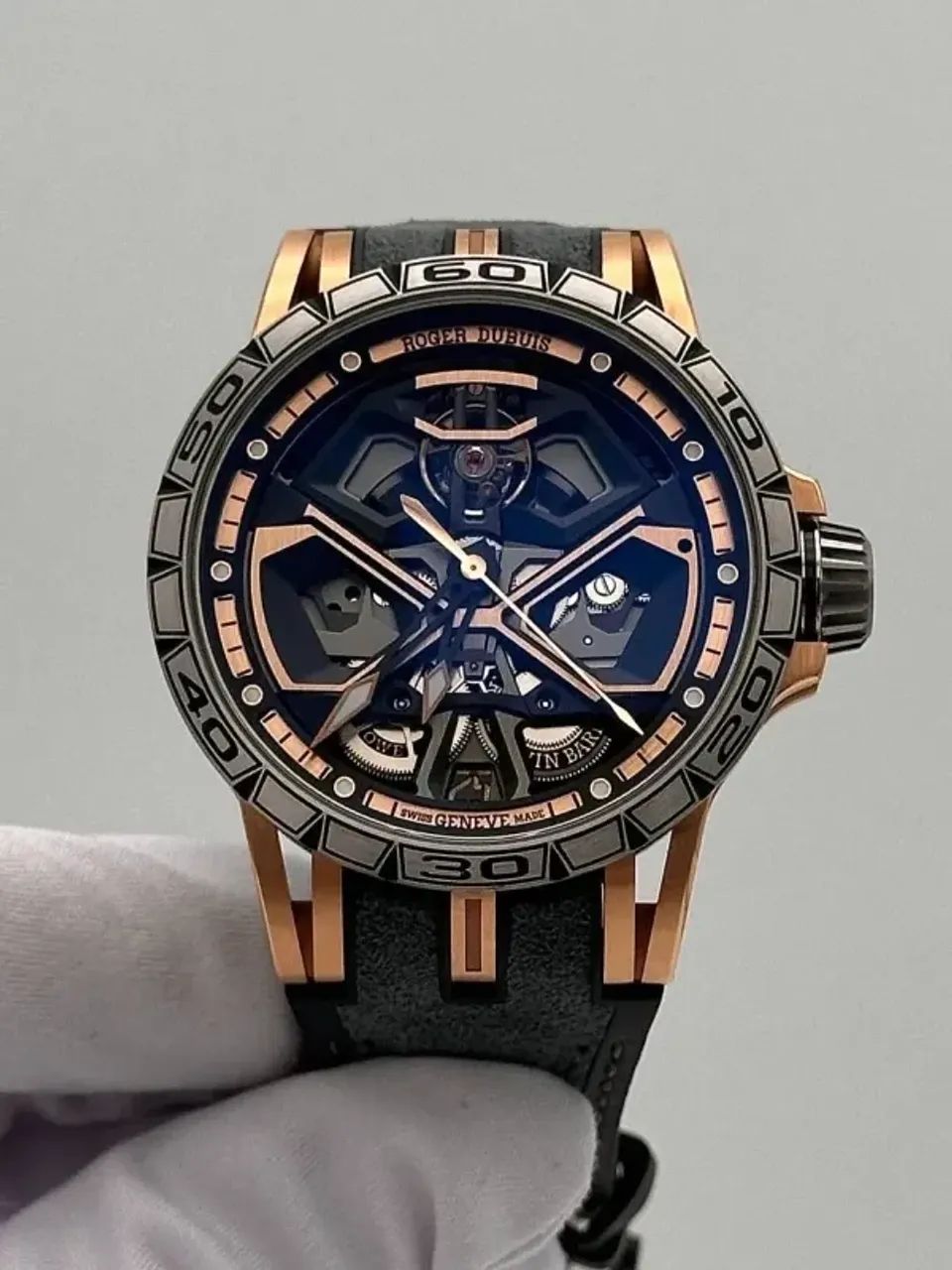 Relógio de luxo Roger Dubuis | Automático | Completamente funcional  - Foto 2