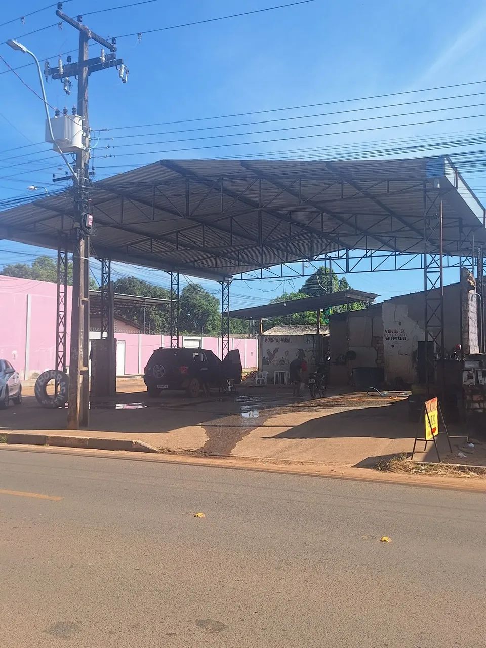 ALUGA-SE UM LAVA-JATO COMPLETO NA N21 NA RUA COMERCIAL  - Foto 2