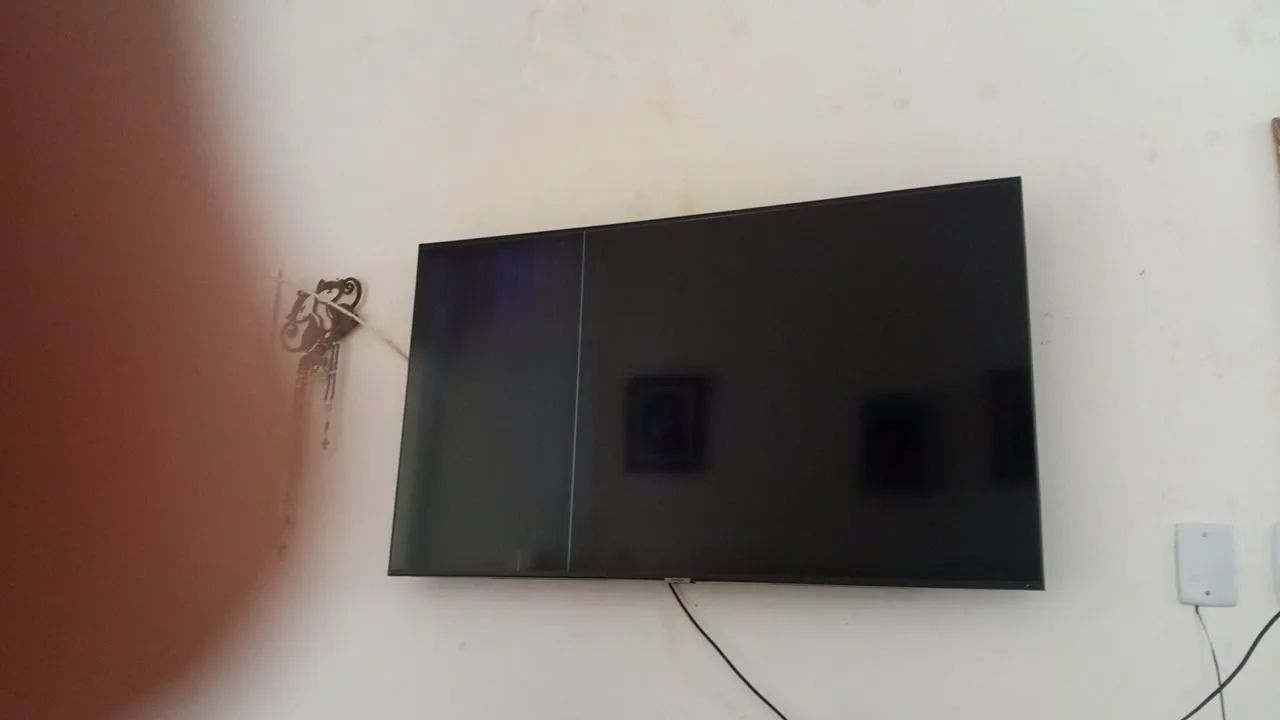 Televisão pra retirada de peças