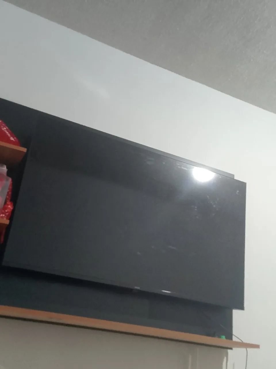 Vende uma televisão da marca Philips 50 