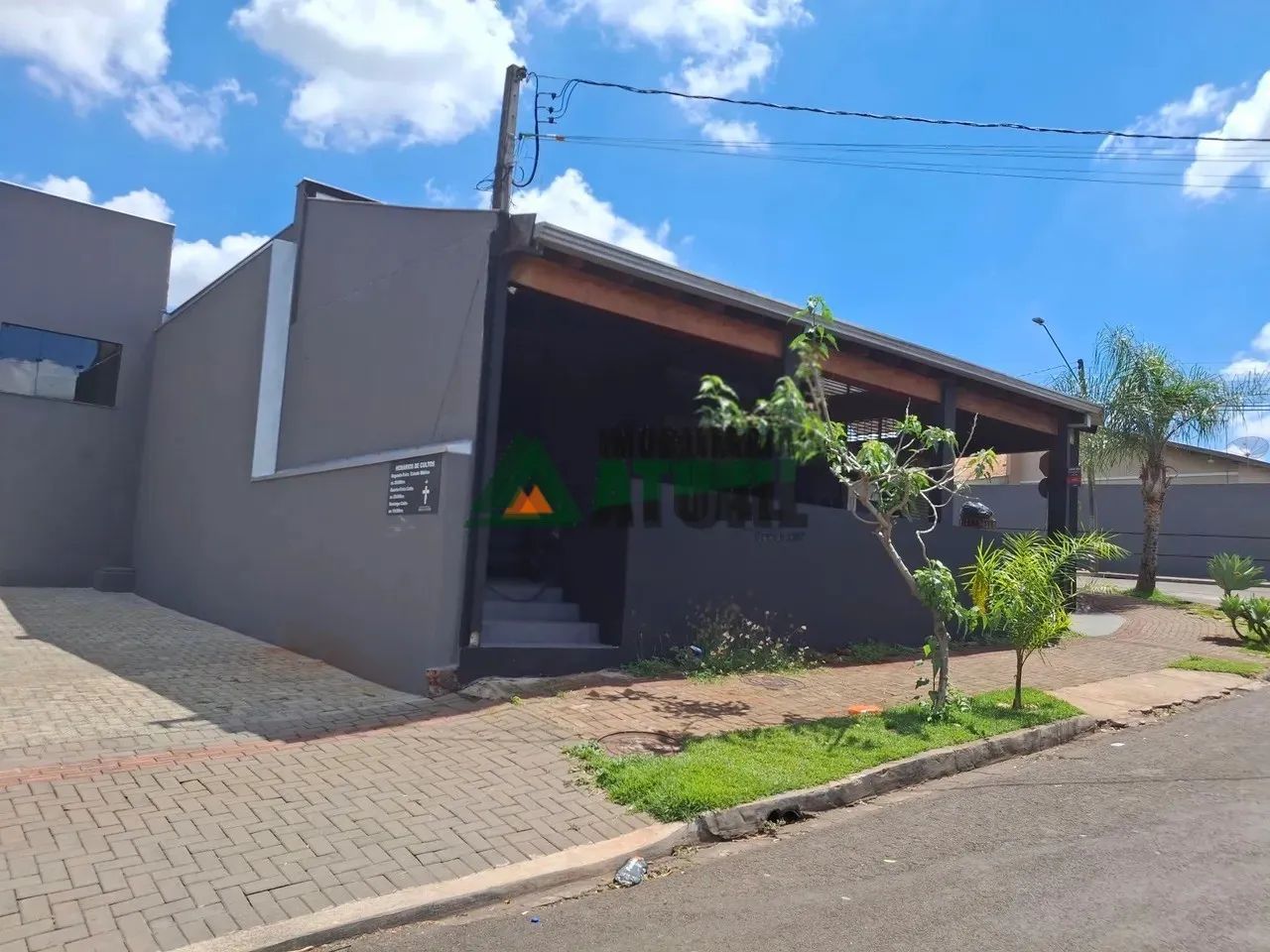 Imóvel comercial com 300 m² de construção na região norte de Londrina - Foto 2