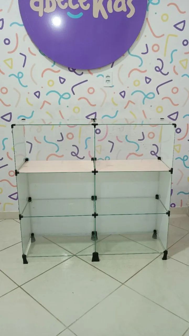 Balcão Expositor de Vidro