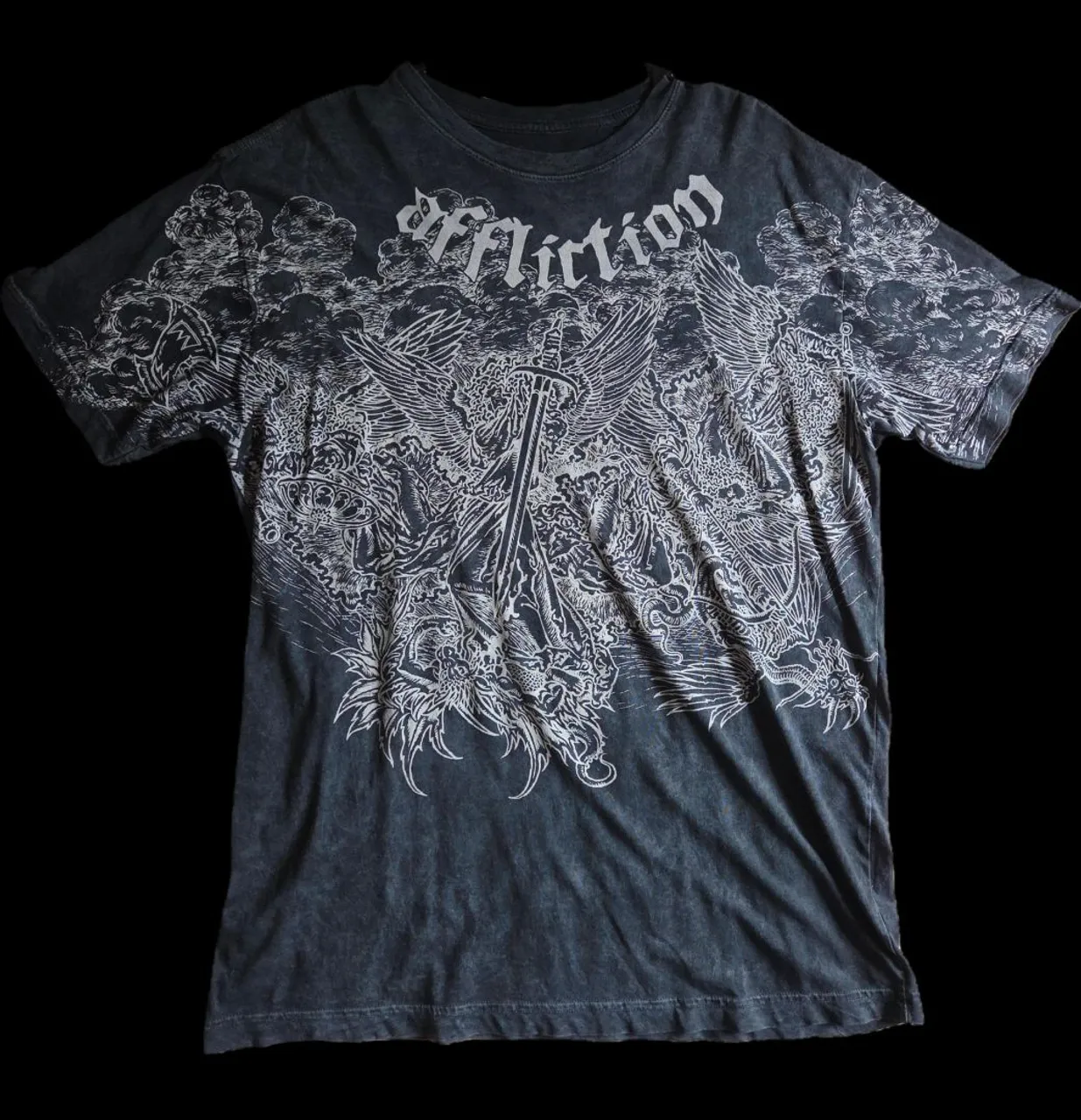 Camiseta Haunted Mound (polo) - Roupas - Brasil, Uberlândia