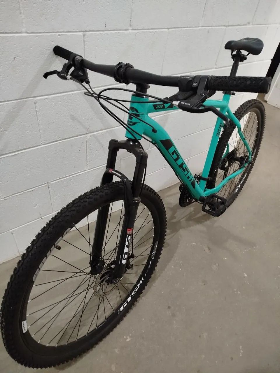 Bicicleta aro 29 quadro em alumínio 