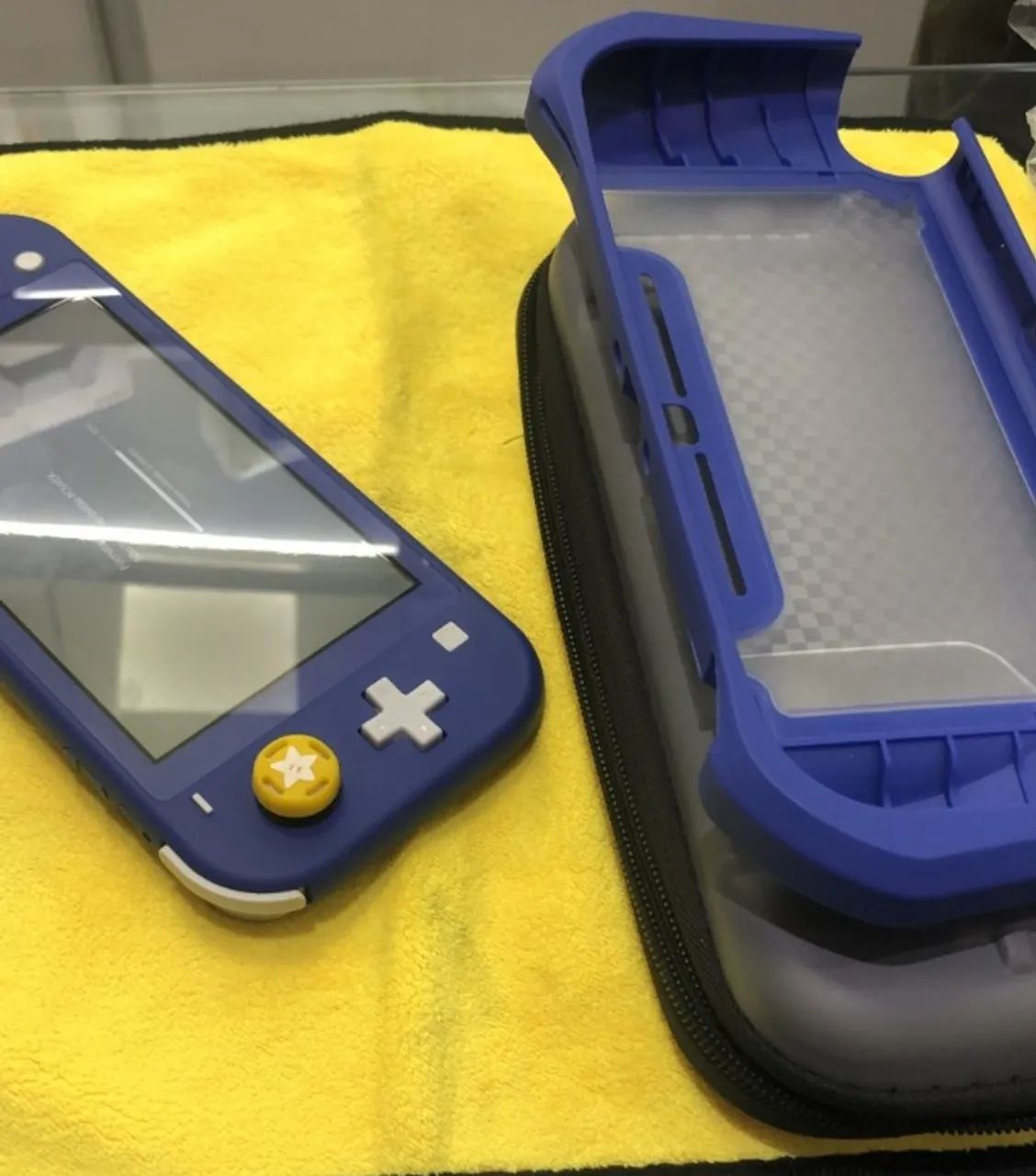 Título: Nintendo Switch Lite + Carregador, Case Ergonômico e Grips