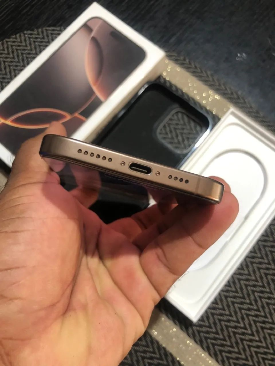 iPhone 16 pro Max  - Foto 4