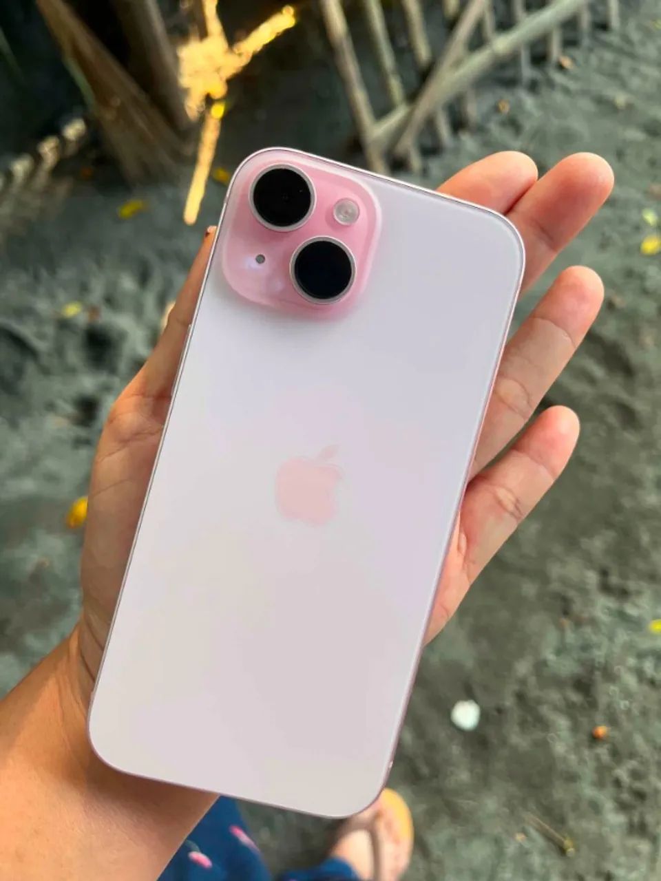 iPhone 15 128GB 