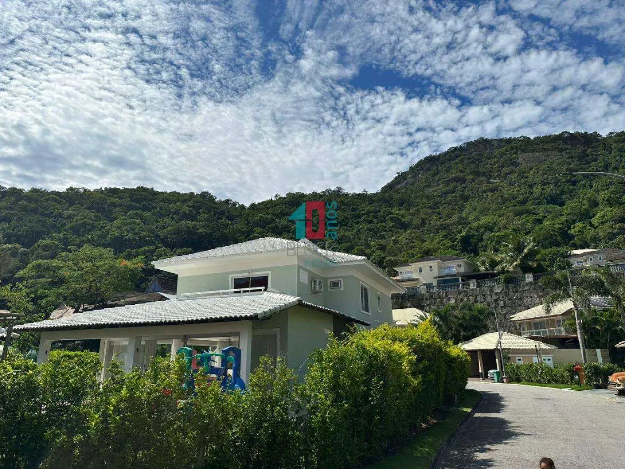 Recreio dos Bandeirantes | Casa de Condomínio 5 quartos, sendo 5 suites