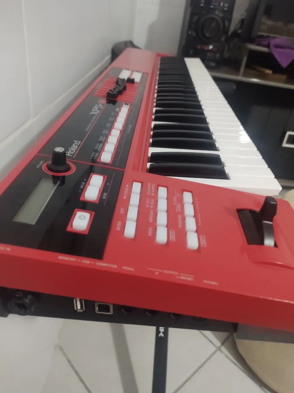 XPS10 Red 