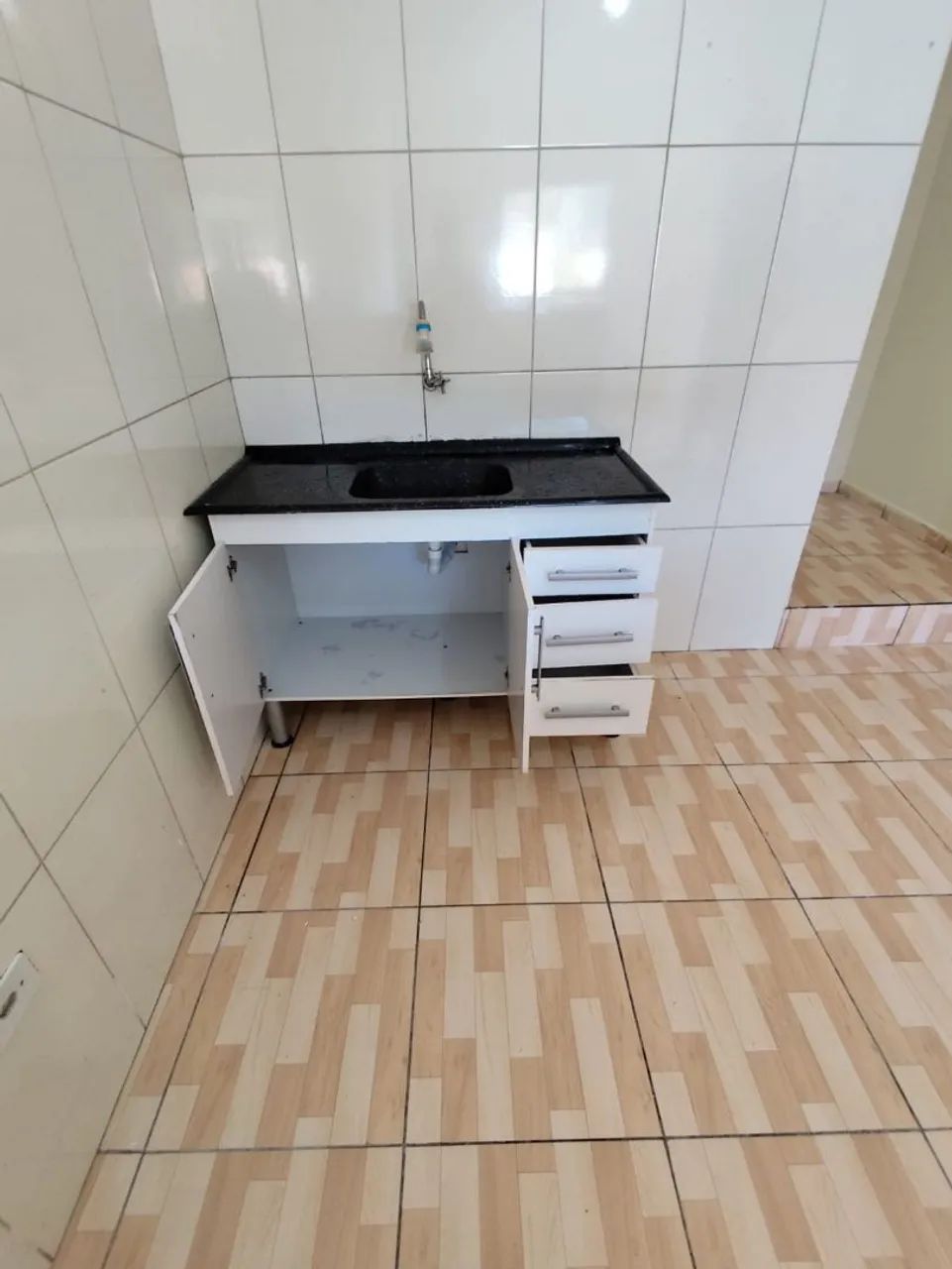 Aluga-se casa com 3 cômodos VILA SÃO PAULO Ferraz de Vasconcelos  - Foto 3