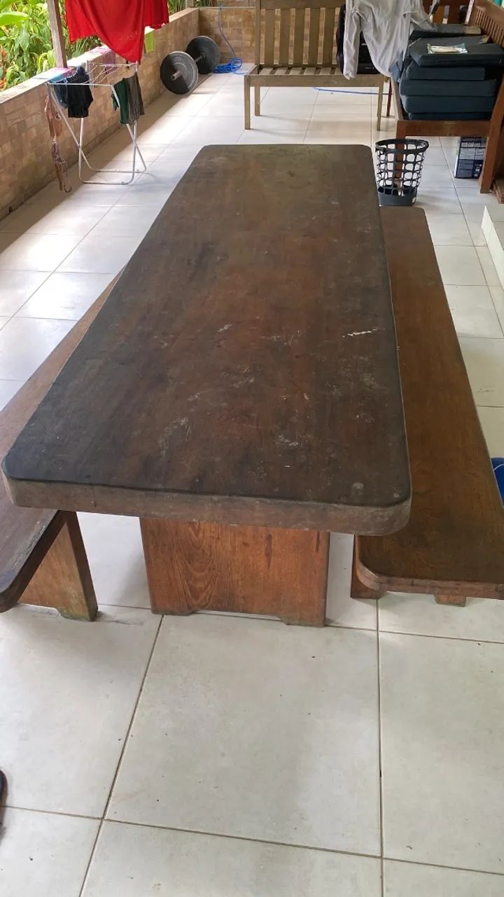 Mesa de jantar madeira gravatá 